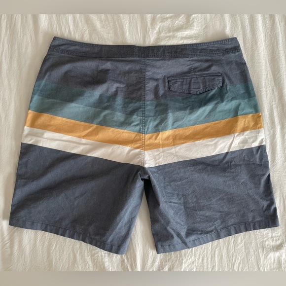 GOODFELLOW & CO. Striped Swim Board Shorts Trunks Size 42 Dadcore Resortwear - Picture 8 of 10